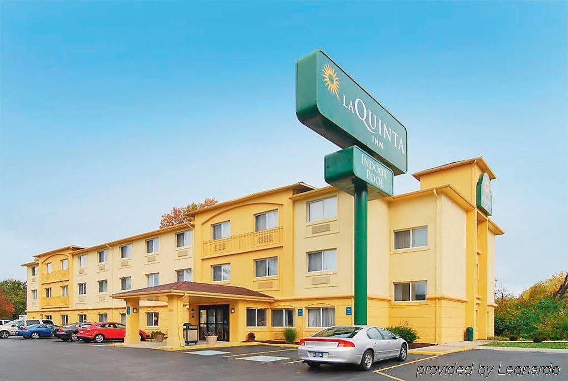 La Quinta Inn By Wyndham Indianapolis North At Pyramids Exterior photo